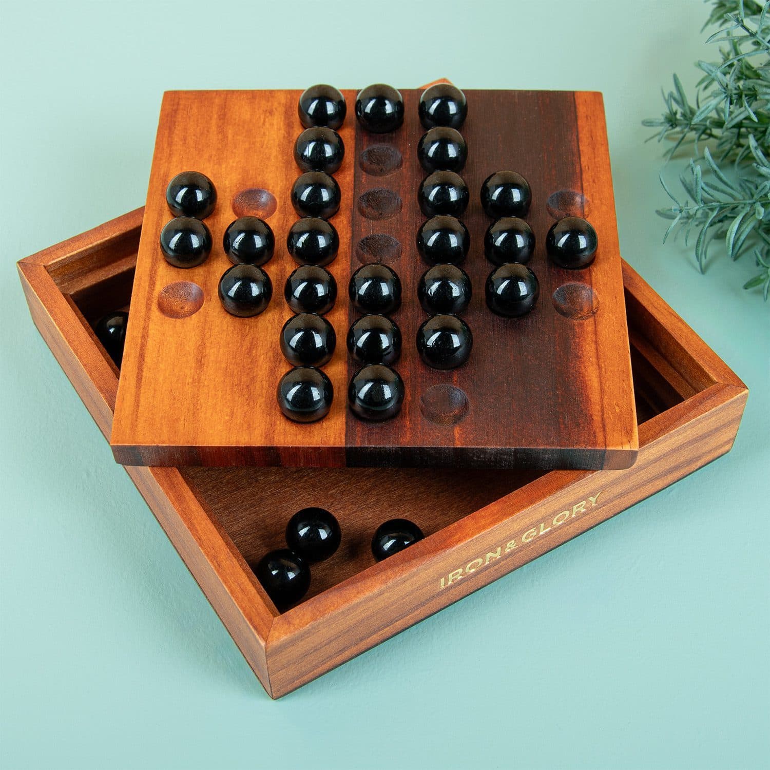 Holz-Solitaire-Spiel