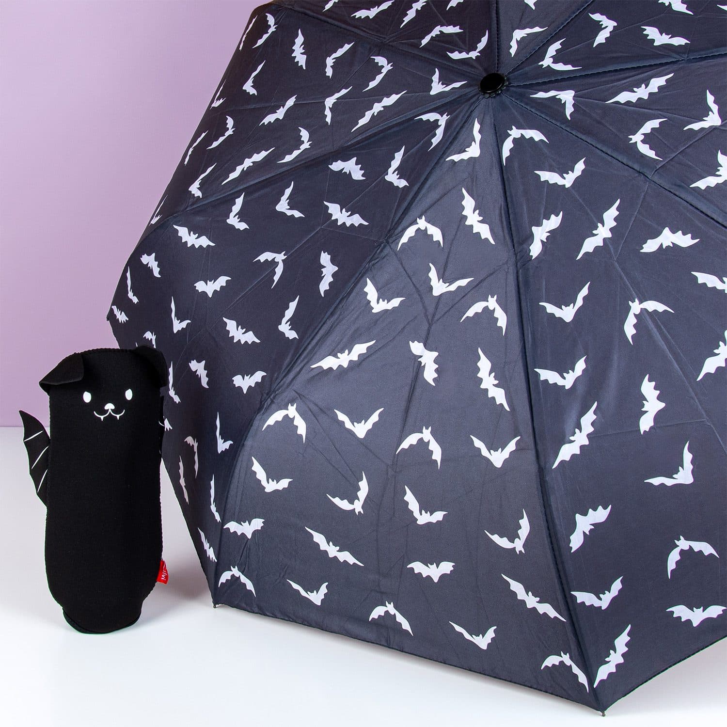 Regenschirm mit Tierhülle – Fledermaus