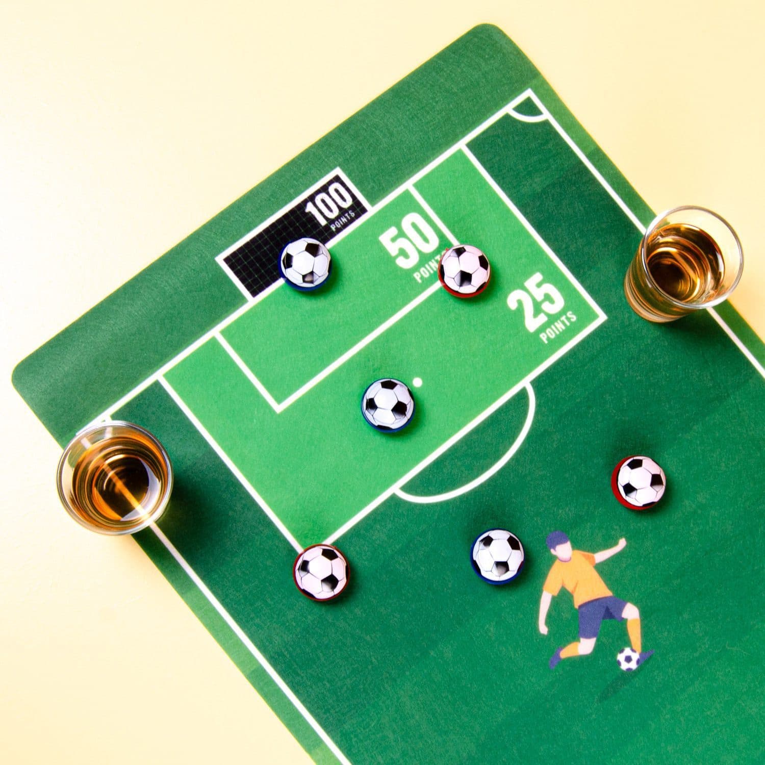 Sport Trinkspiel mit Schnapsgläsern