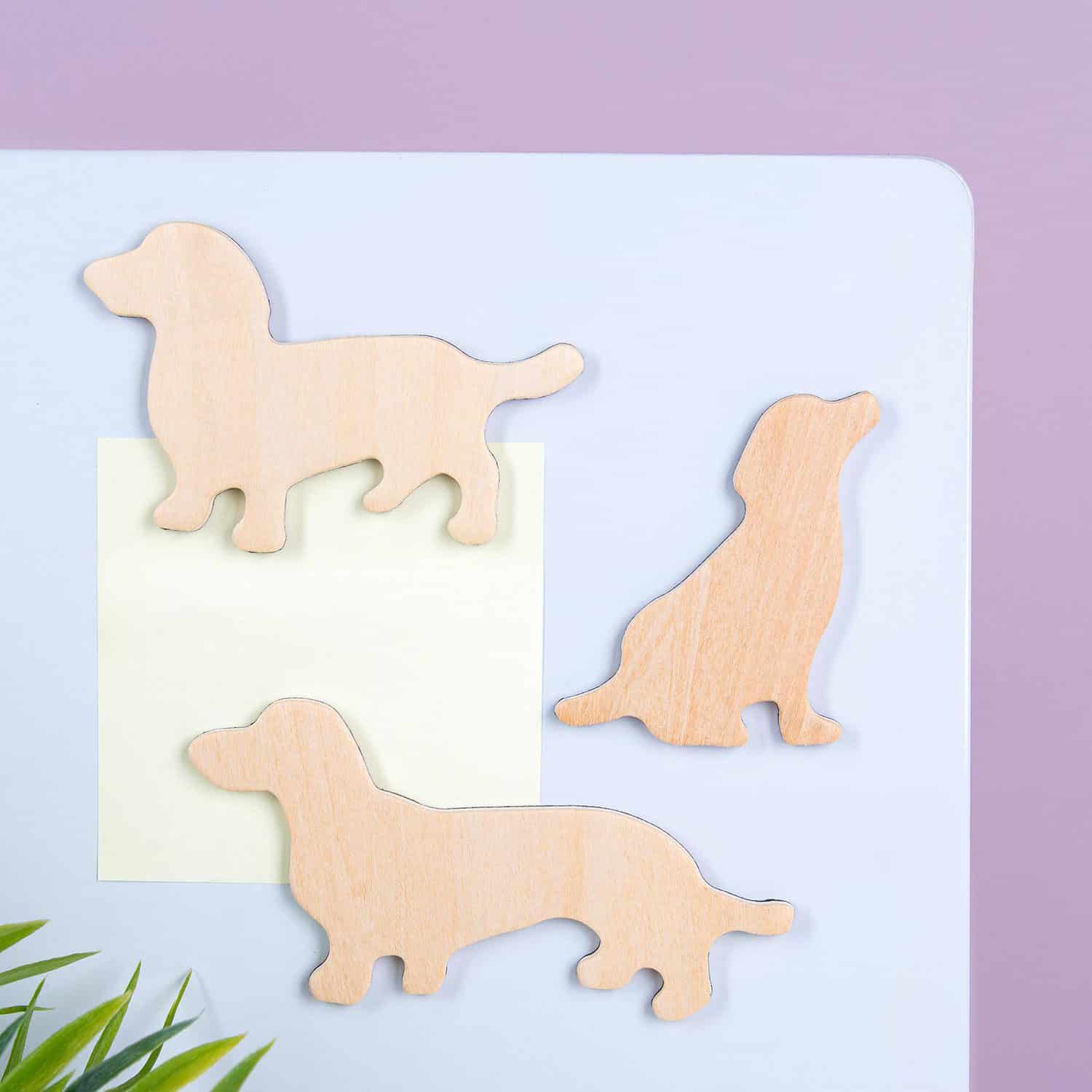 Holztiere-Magnete (Set von 3) – Hund