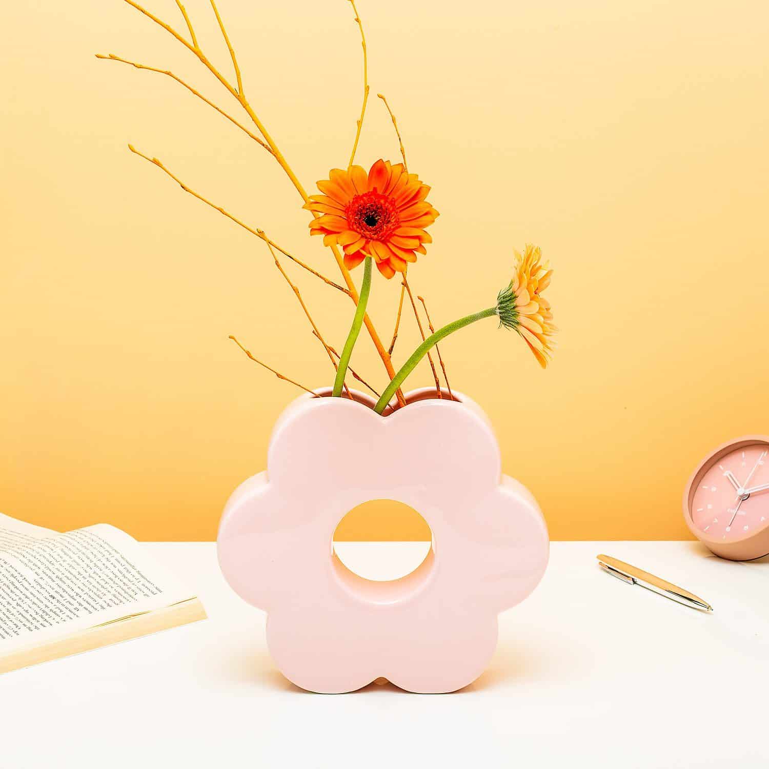 Daisy Vase