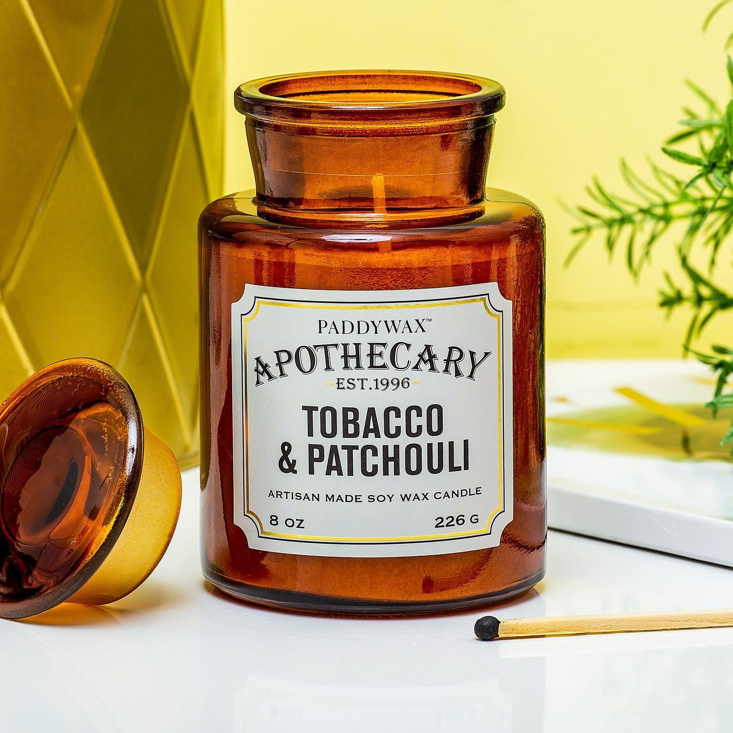 Apothecary Duftkerze – Tobacco & Patchouli