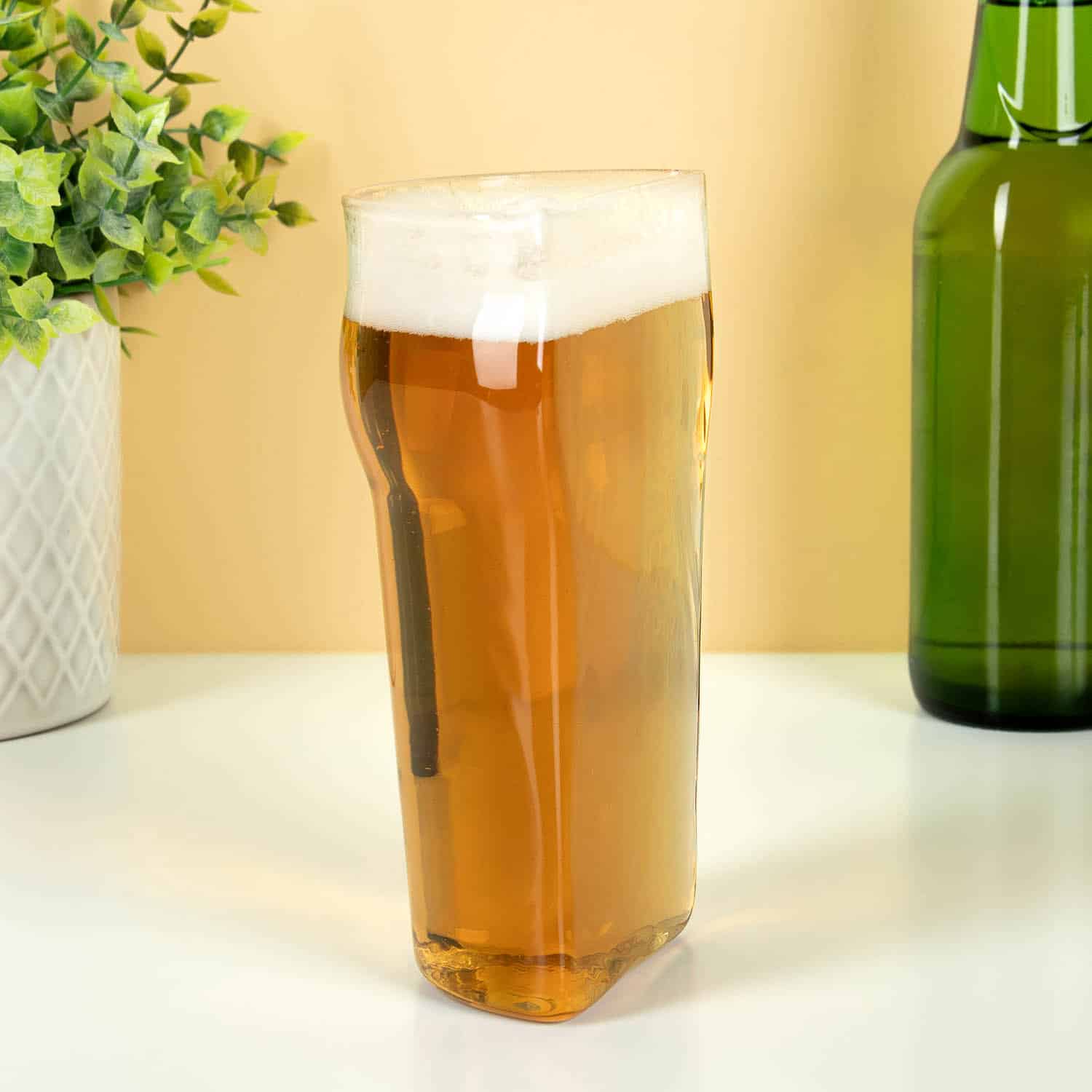 Halbes Bierglas