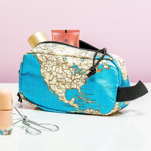 Kulturtasche mit Weltkarte
