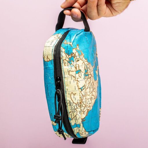 Kulturtasche mit Weltkarte