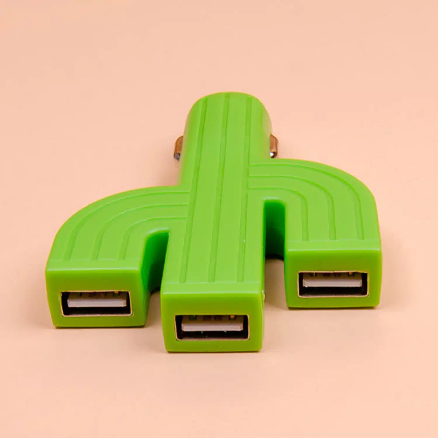 Cactus USB-Autoladegerät mit 3 Anschlüssen