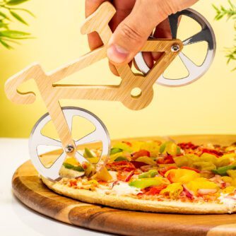 Fahrrad-Pizzaschneider aus Holz