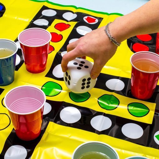 XXL Ludo Trinkspiel mit Plastikbechern