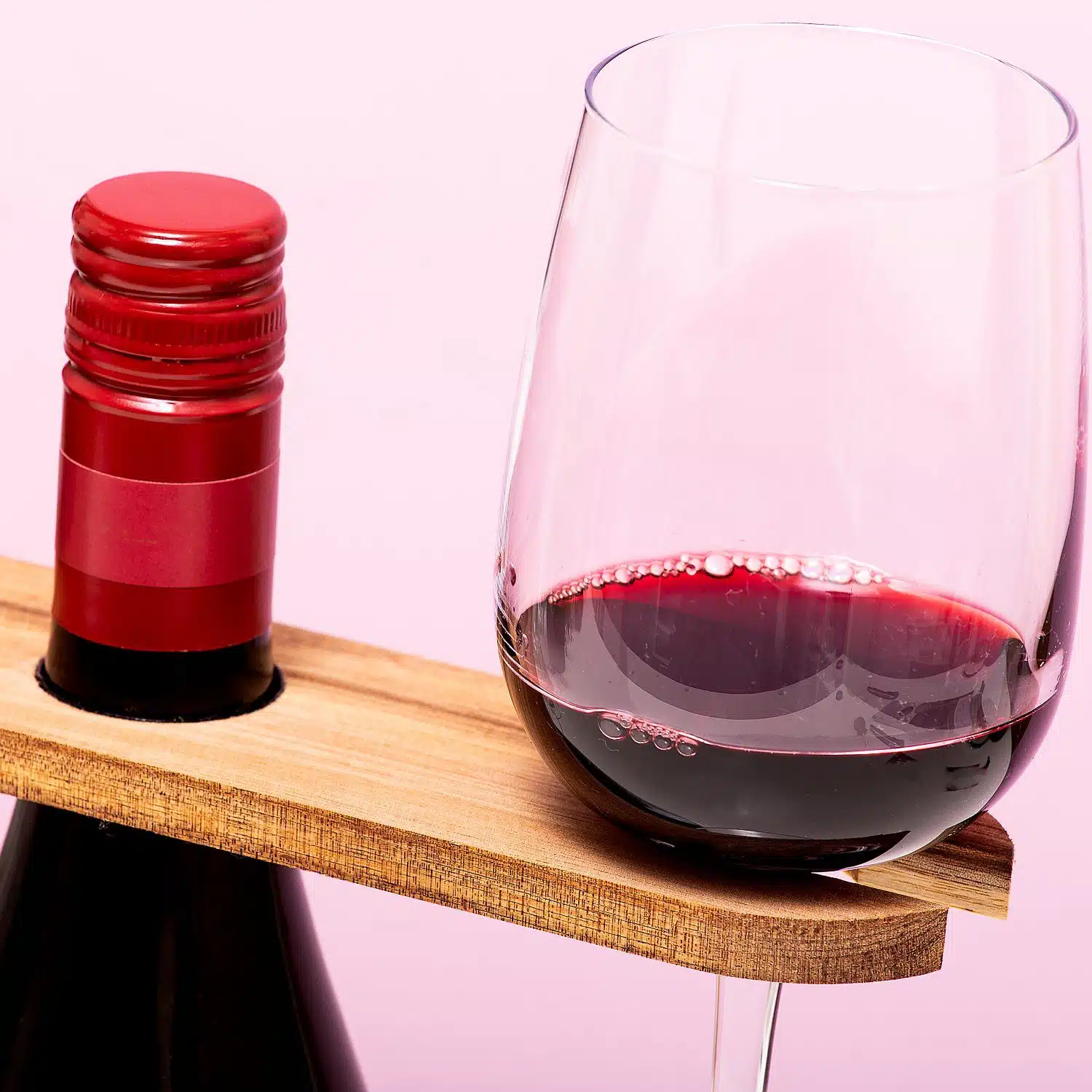 Weinserver für Weinflasche und Gläser