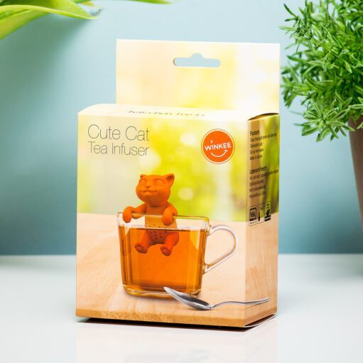 Tee-Ei mit Katzen