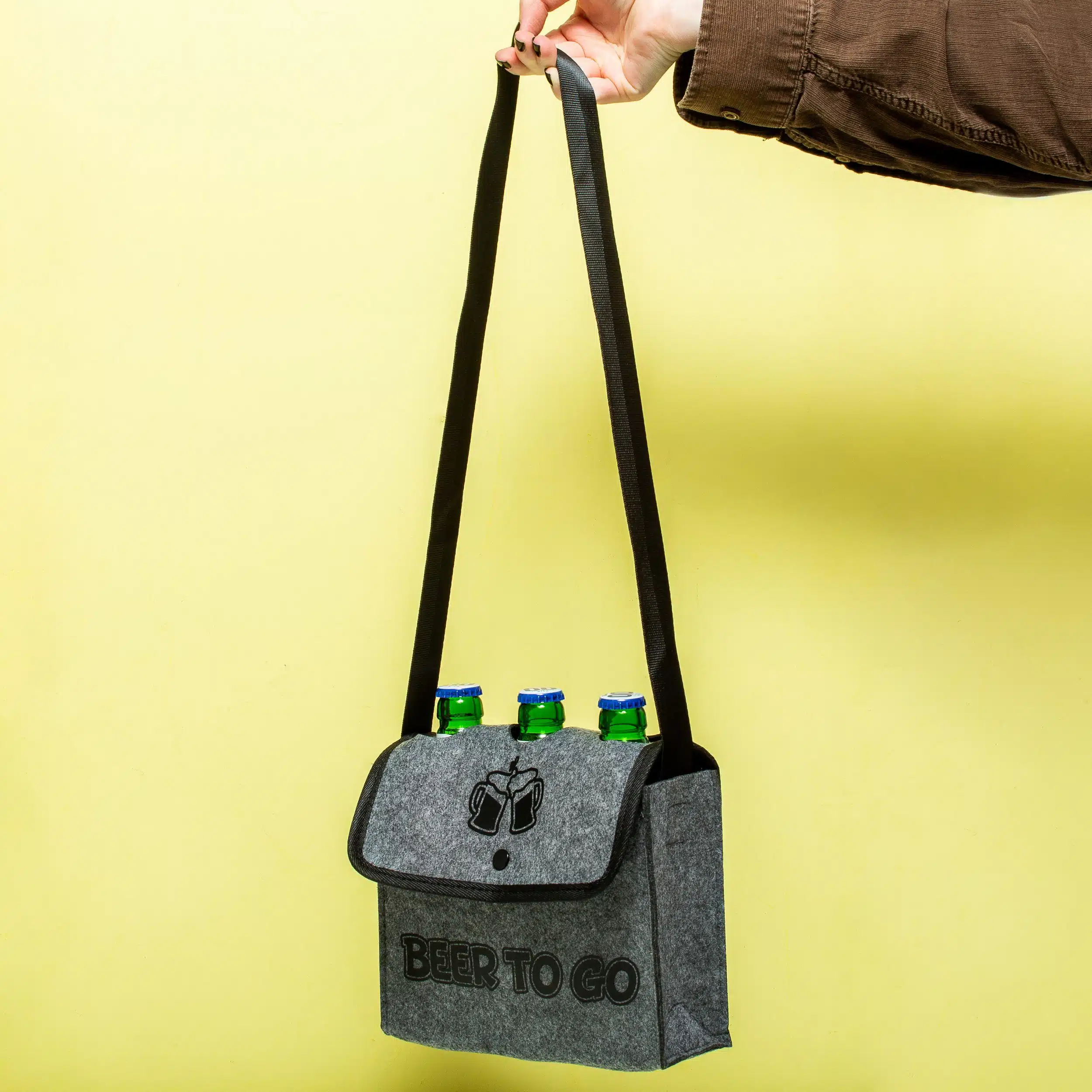 Beer To Go Umhängetasche