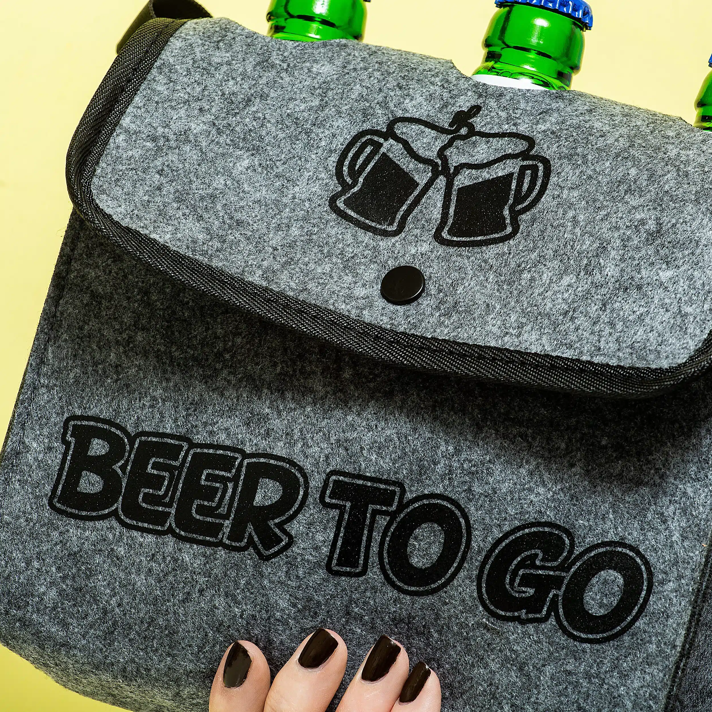 Beer To Go Umhängetasche