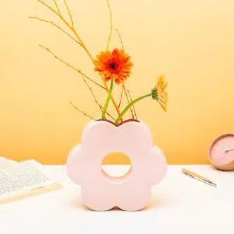 Daisy Vase