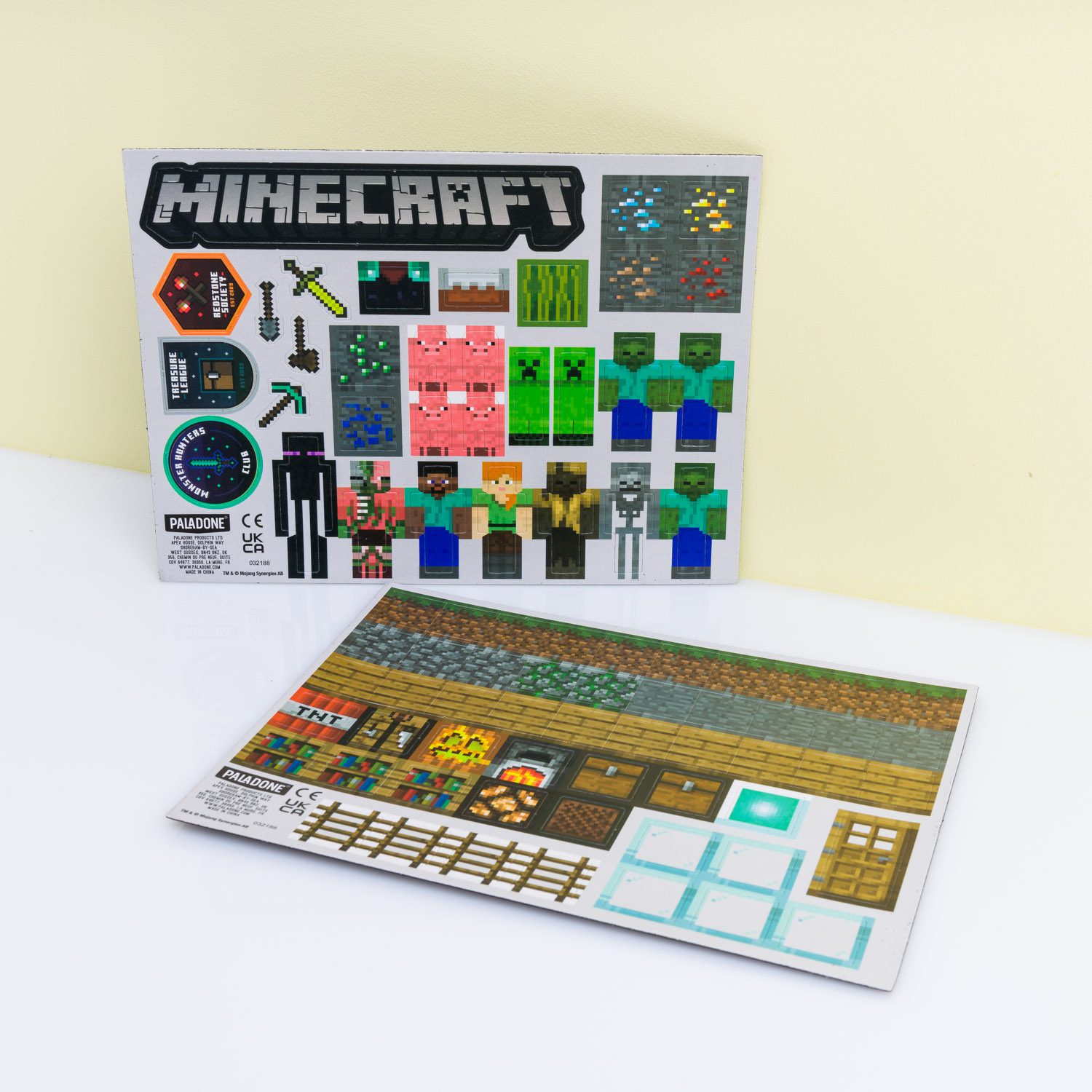 269365 Paladone Minecraft Build a Level Magnets-1
