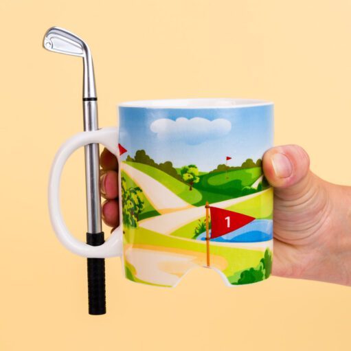Golftasse mit Golfschläger und Ball