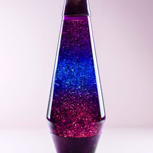 Galaxie Lavalampe mit mehrfarbiger Lava und Glitzern