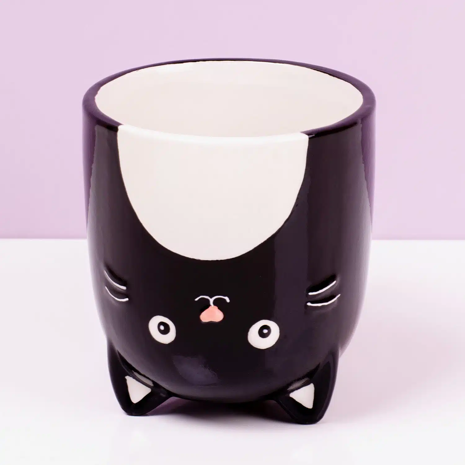 Umgedrehter Tierbecher