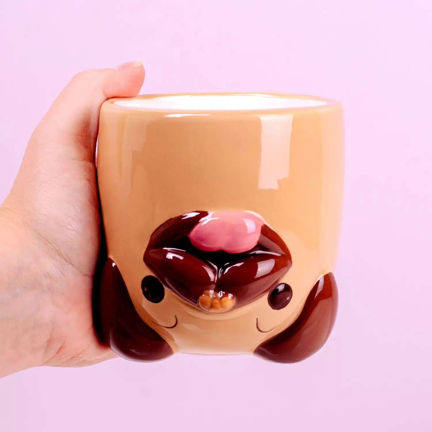 Umgedrehter Tierbecher