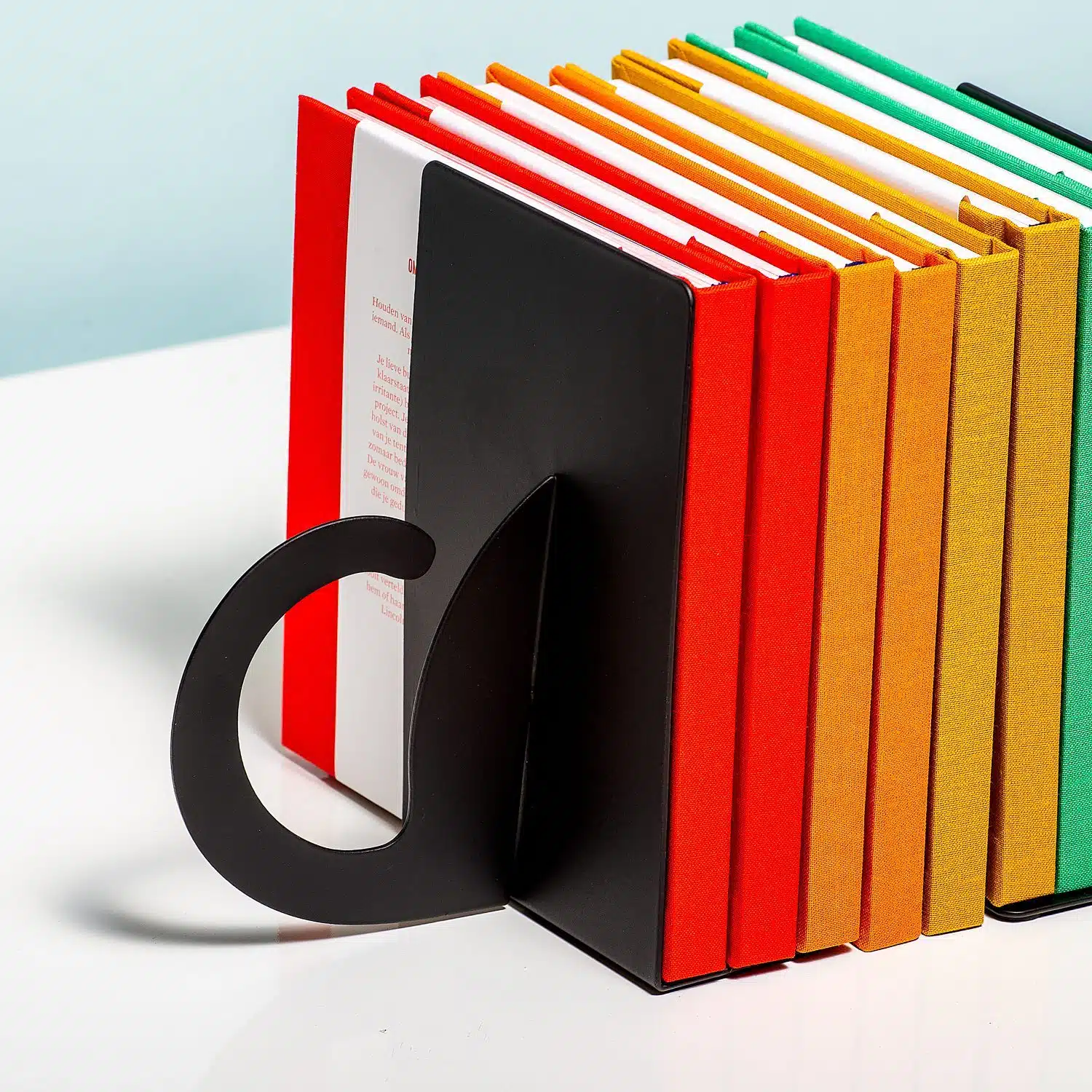 Versteckte Katze Buchstützen (Set von 2)