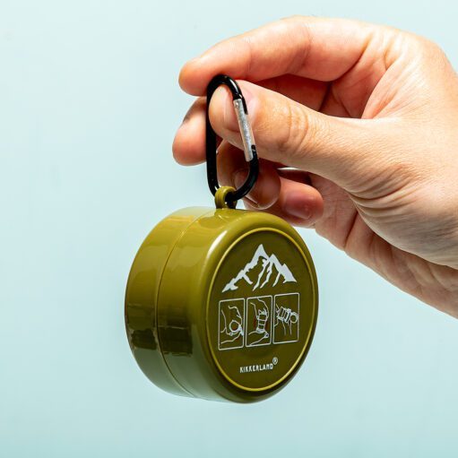 Faltbares Glas mit Medikamentenfach