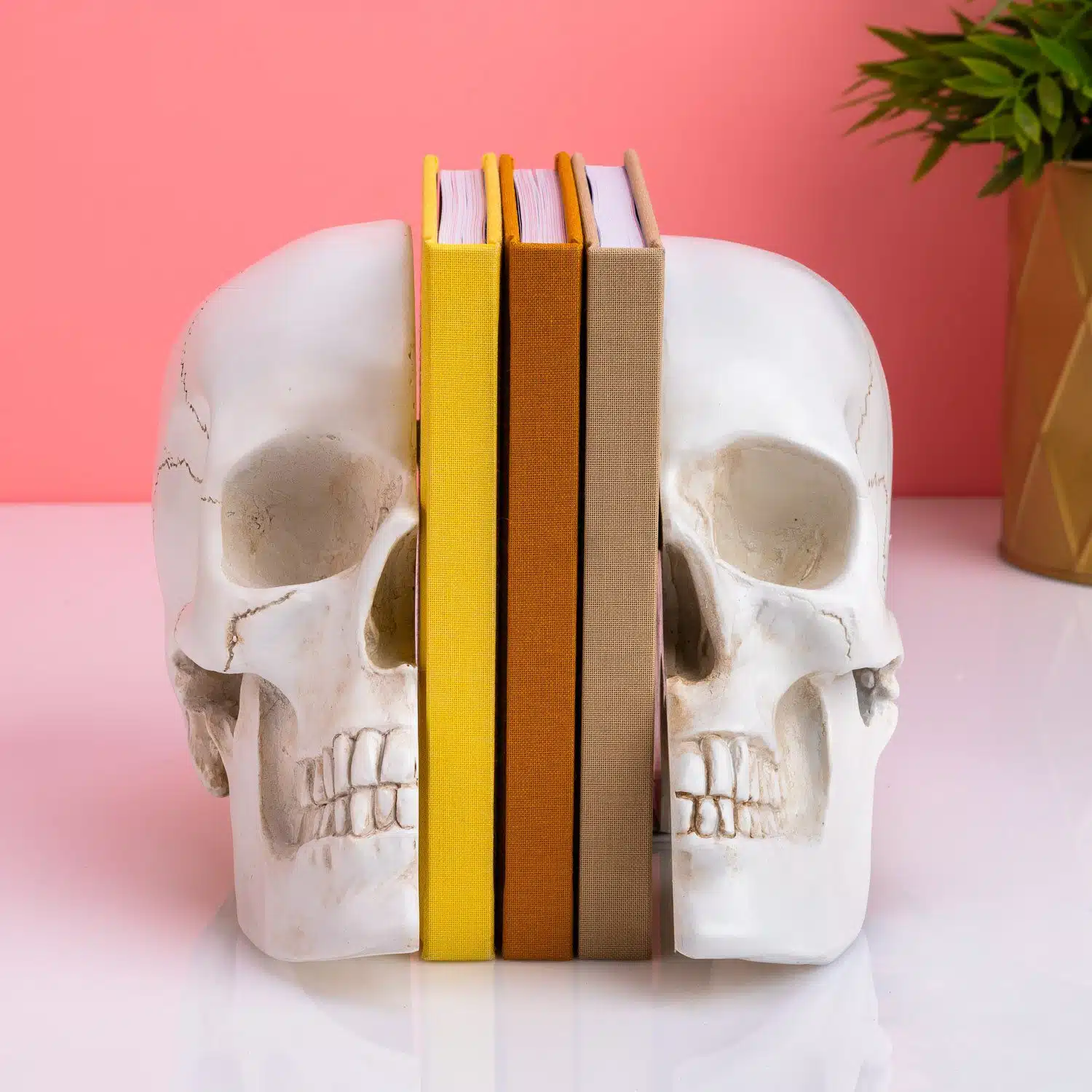 Schädel Buchstützen (Set von 2)