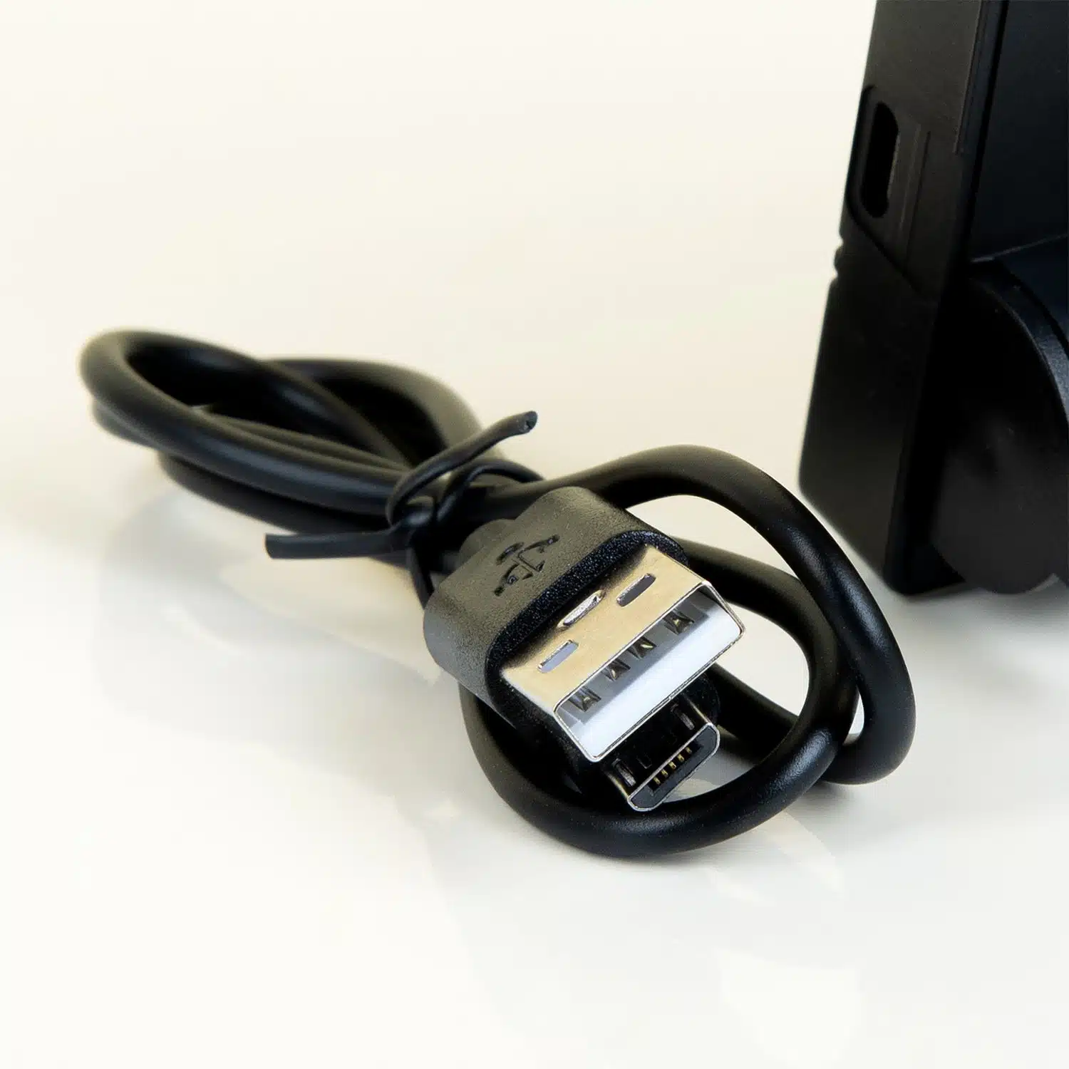 Wiederaufladbarer Tischventilator