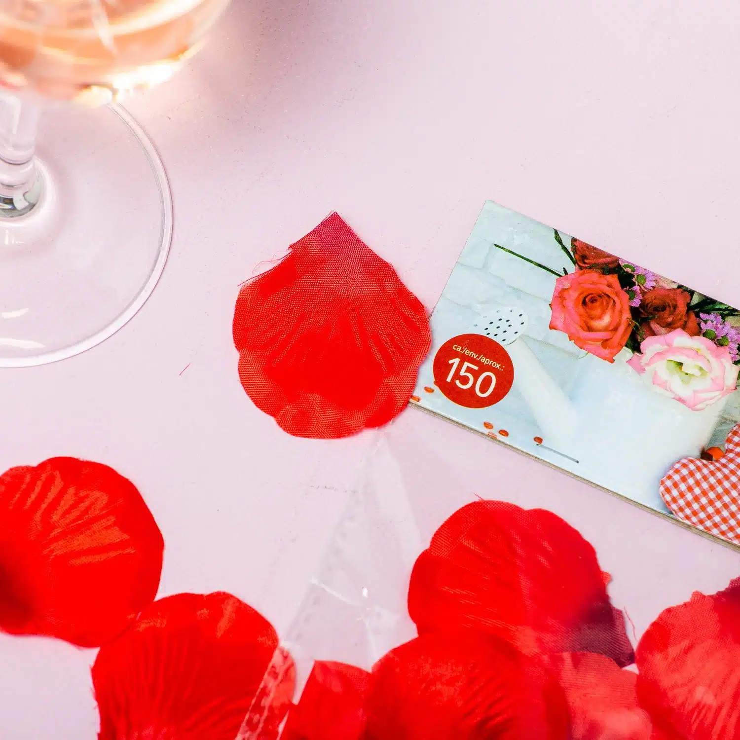 Künstliche Rosenblätter