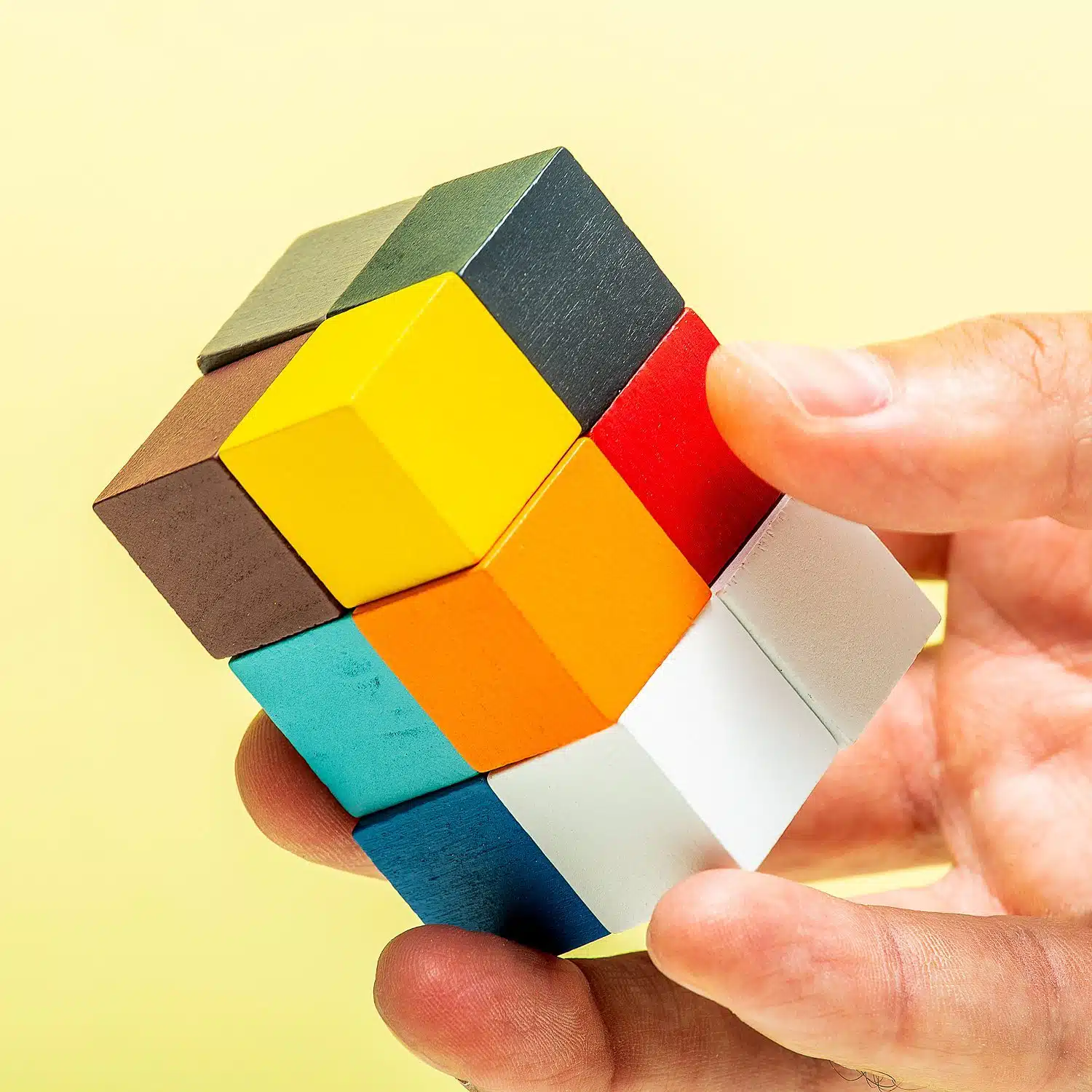 Elastisches Holzpuzzle