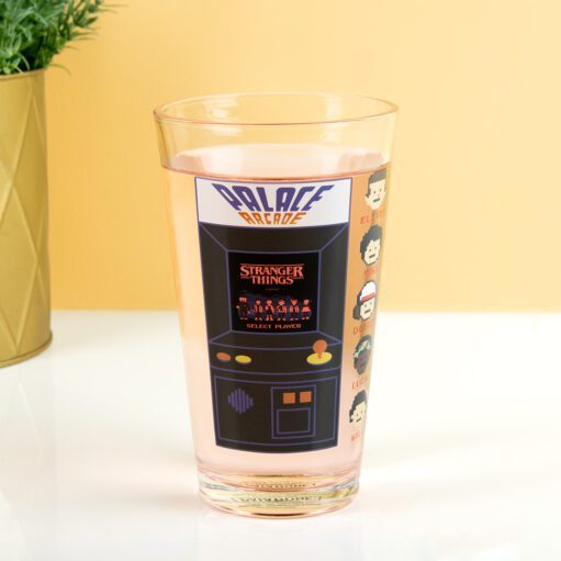 Stranger Things Arcade Kälteempfindliches Glas