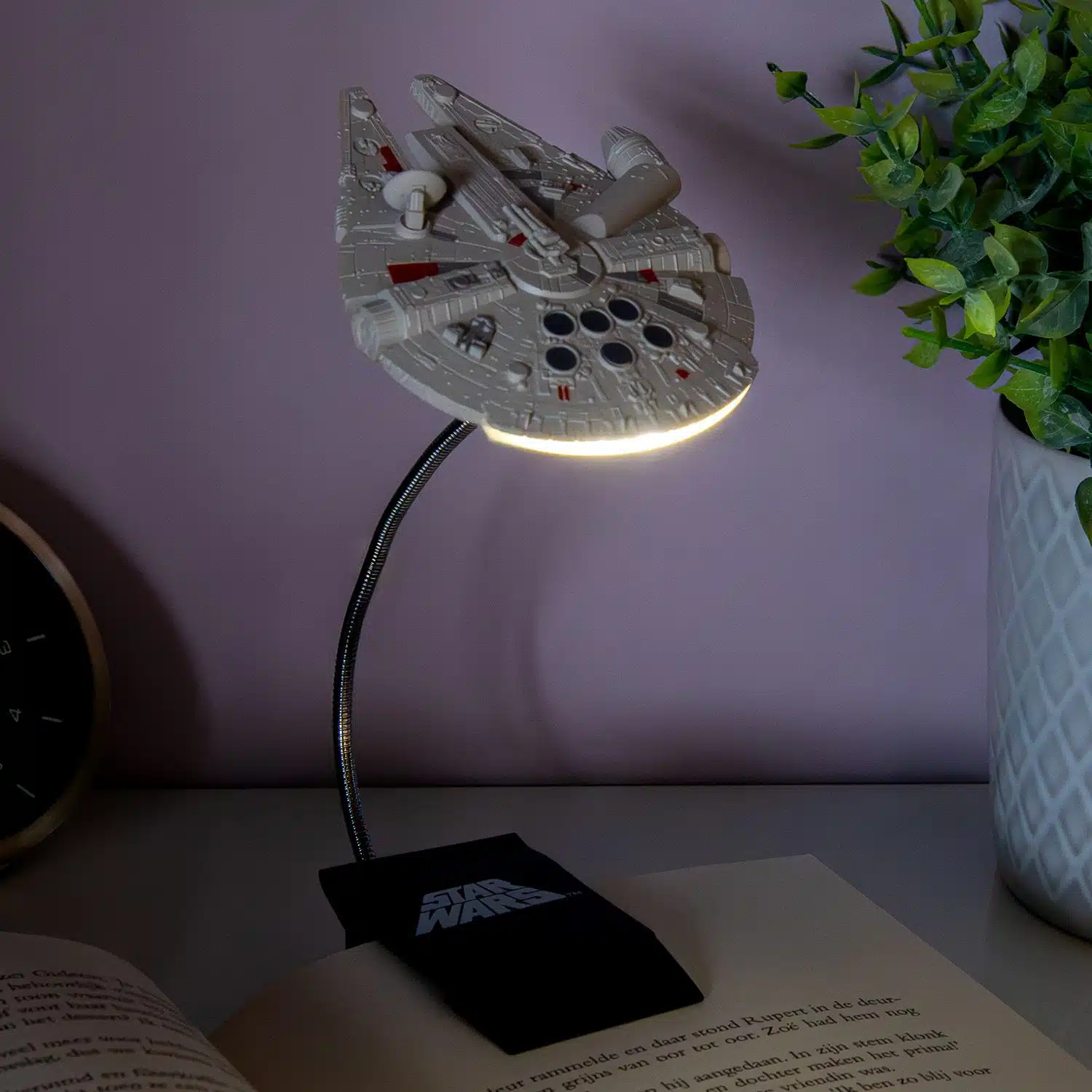 Millennium Falcon Buchlampe