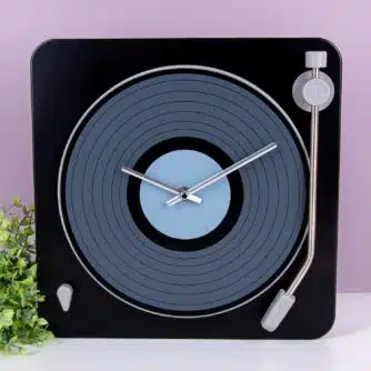 Plattenspieler-Uhr