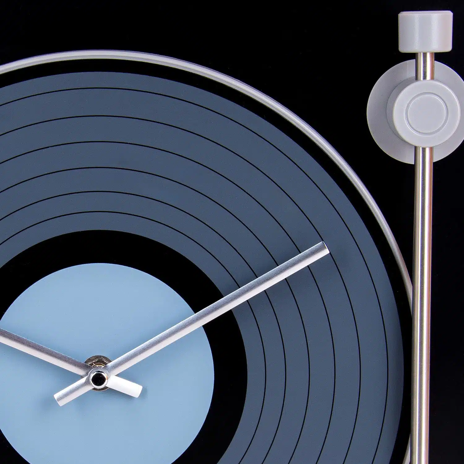 Plattenspieler-Uhr