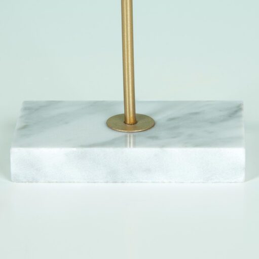 Goldfarbener Schmuckhalter