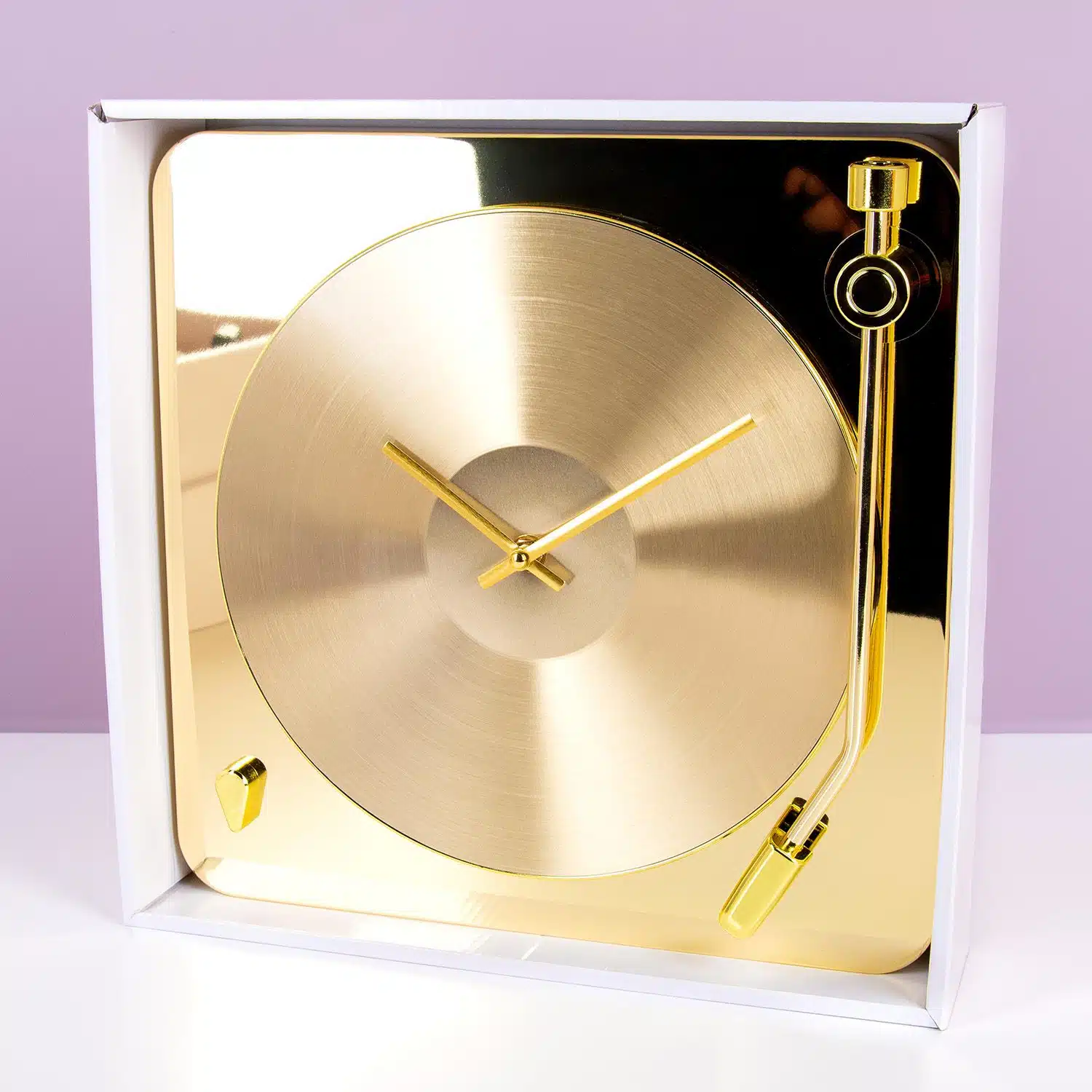 Goldfarbene Plattenspieler-Uhr