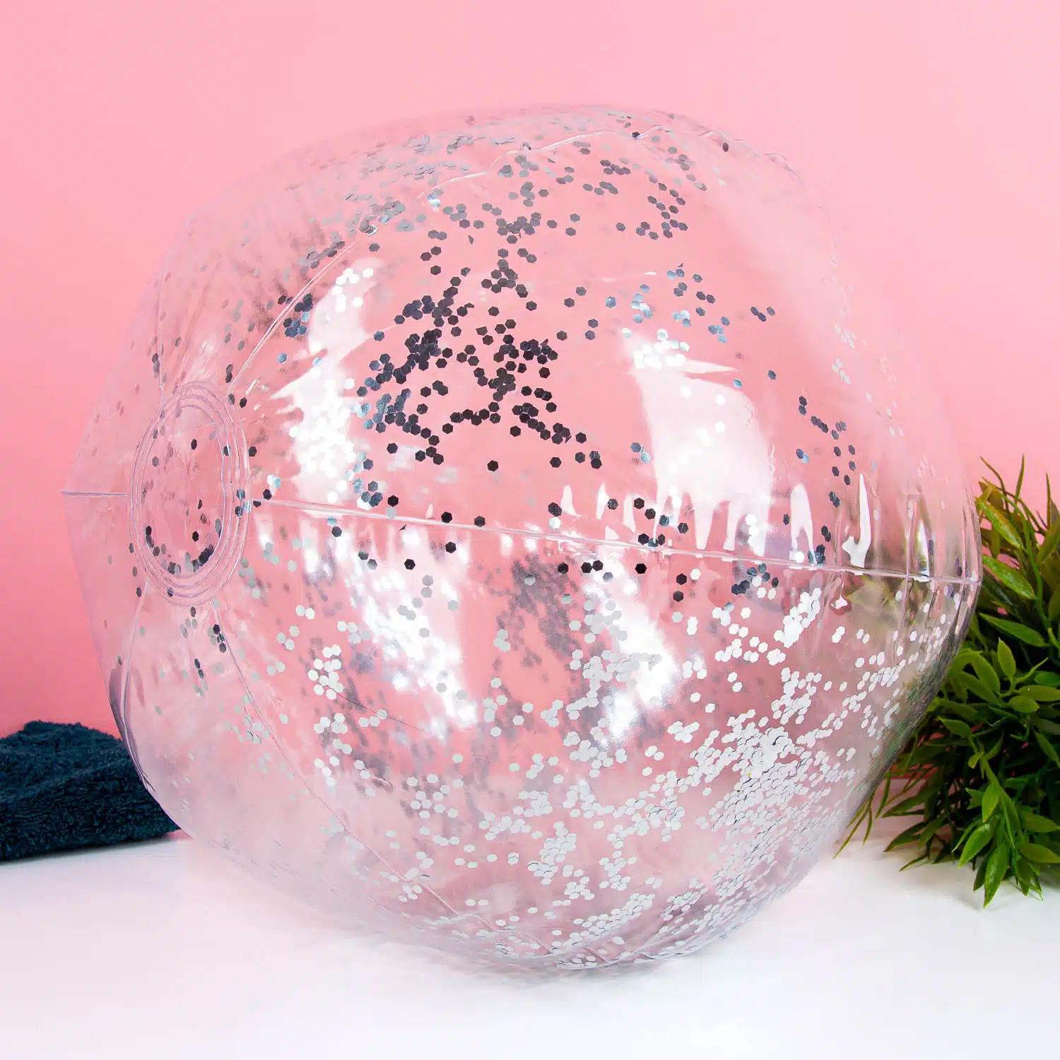 Aufblasbarer Strandball mit Glitzer