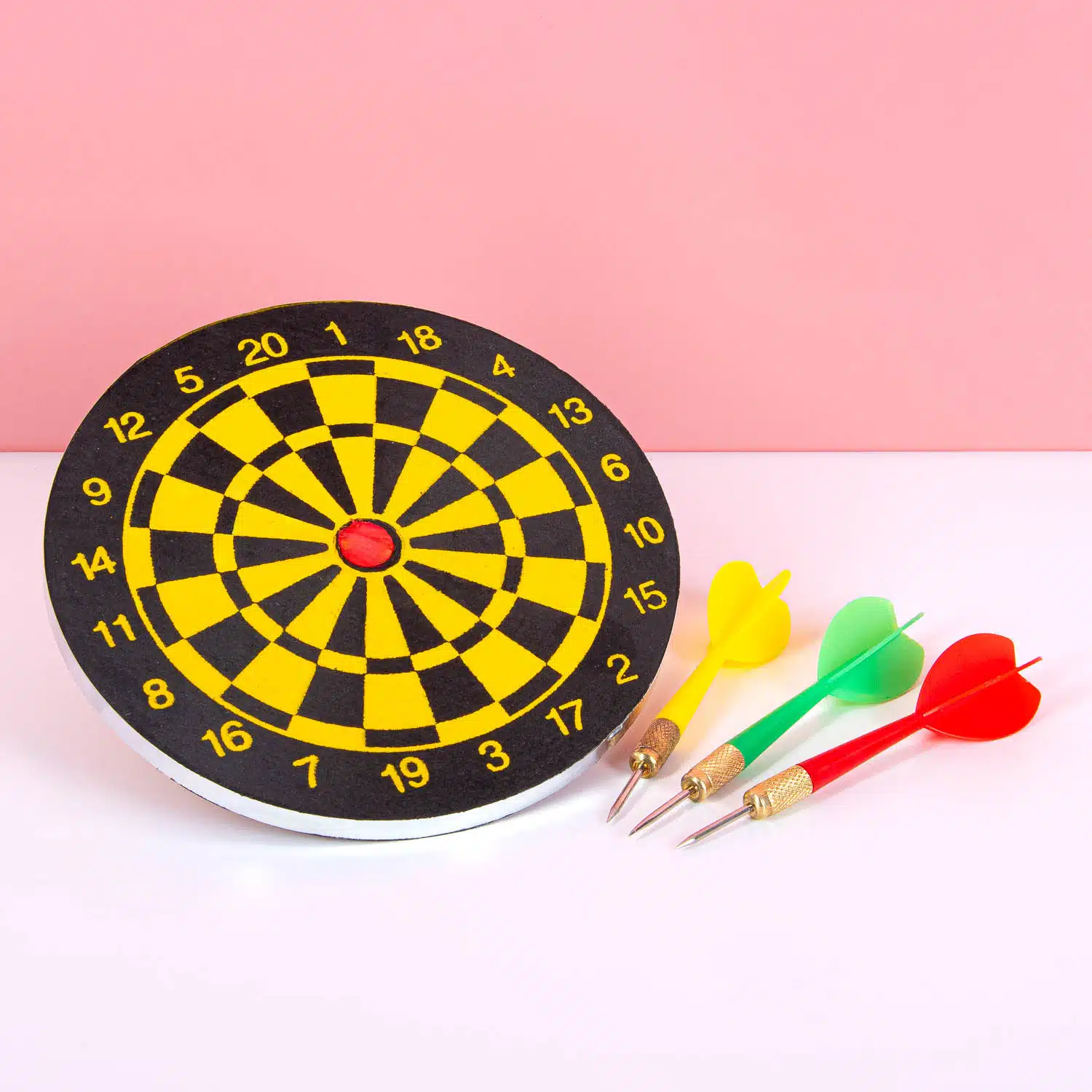 Mini-Dartboard mit 3 Darts