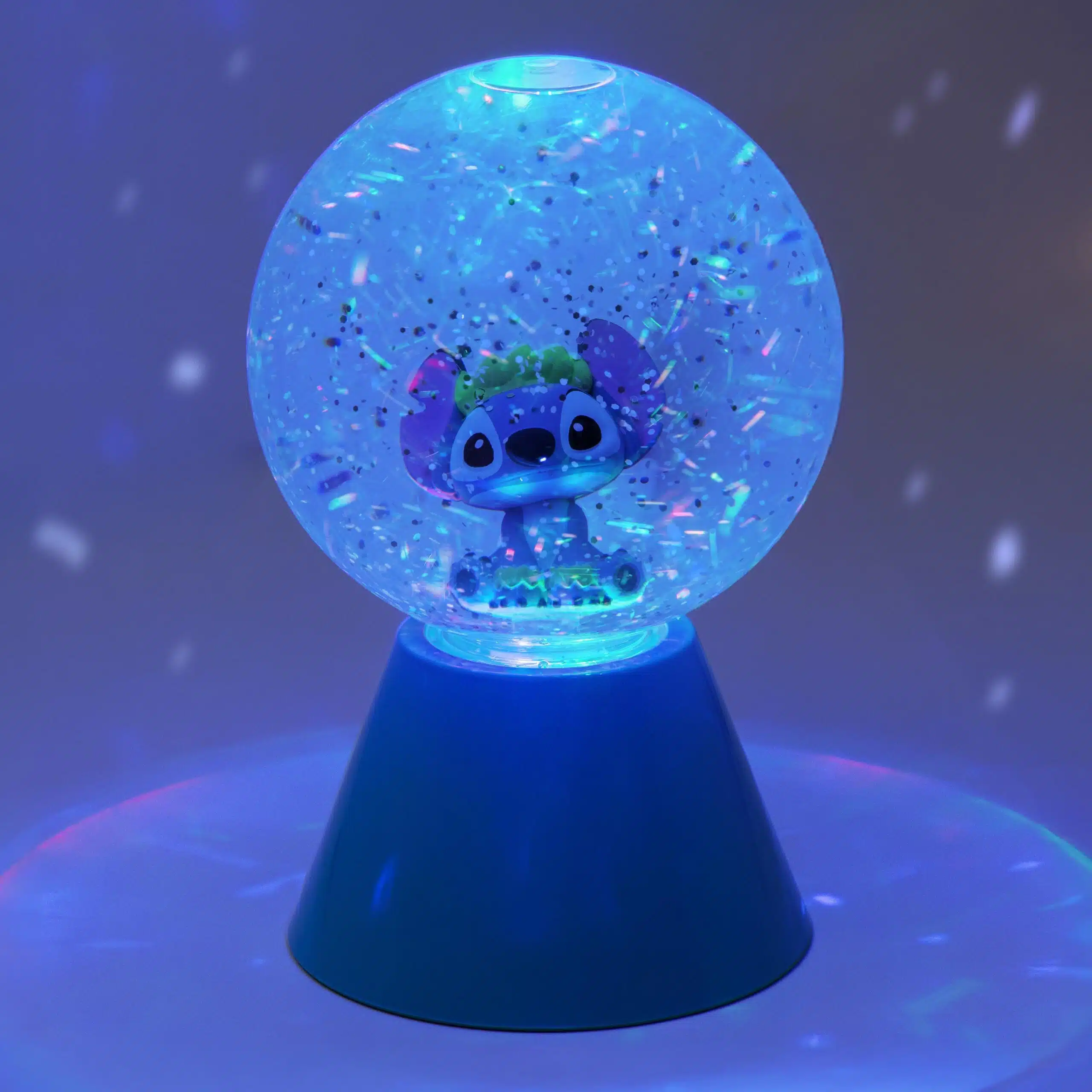 Disney Stitch Glitzerkugel mit LED-Beleuchtung