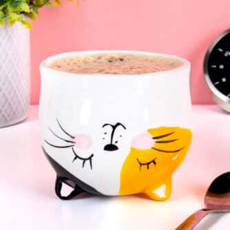 Kopfüber-Katzen-Tasse