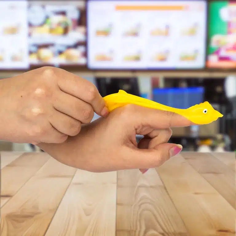 Finger Flicking Chicken Spiel