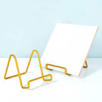 Goldfarbener Fliesenhalter