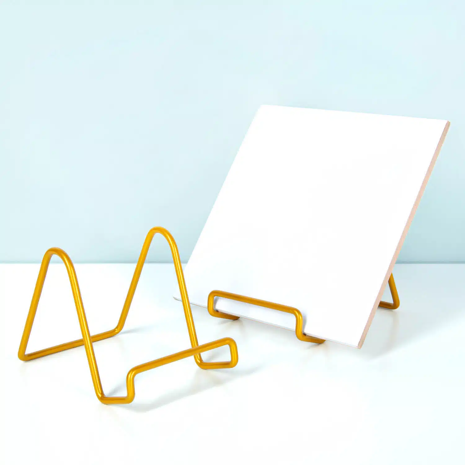 Goldfarbener Fliesenhalter