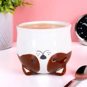 Kopfüber-Hund-Tasse