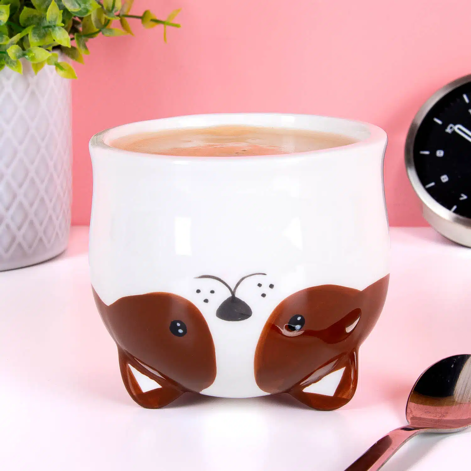 Kopfüber-Hund-Tasse