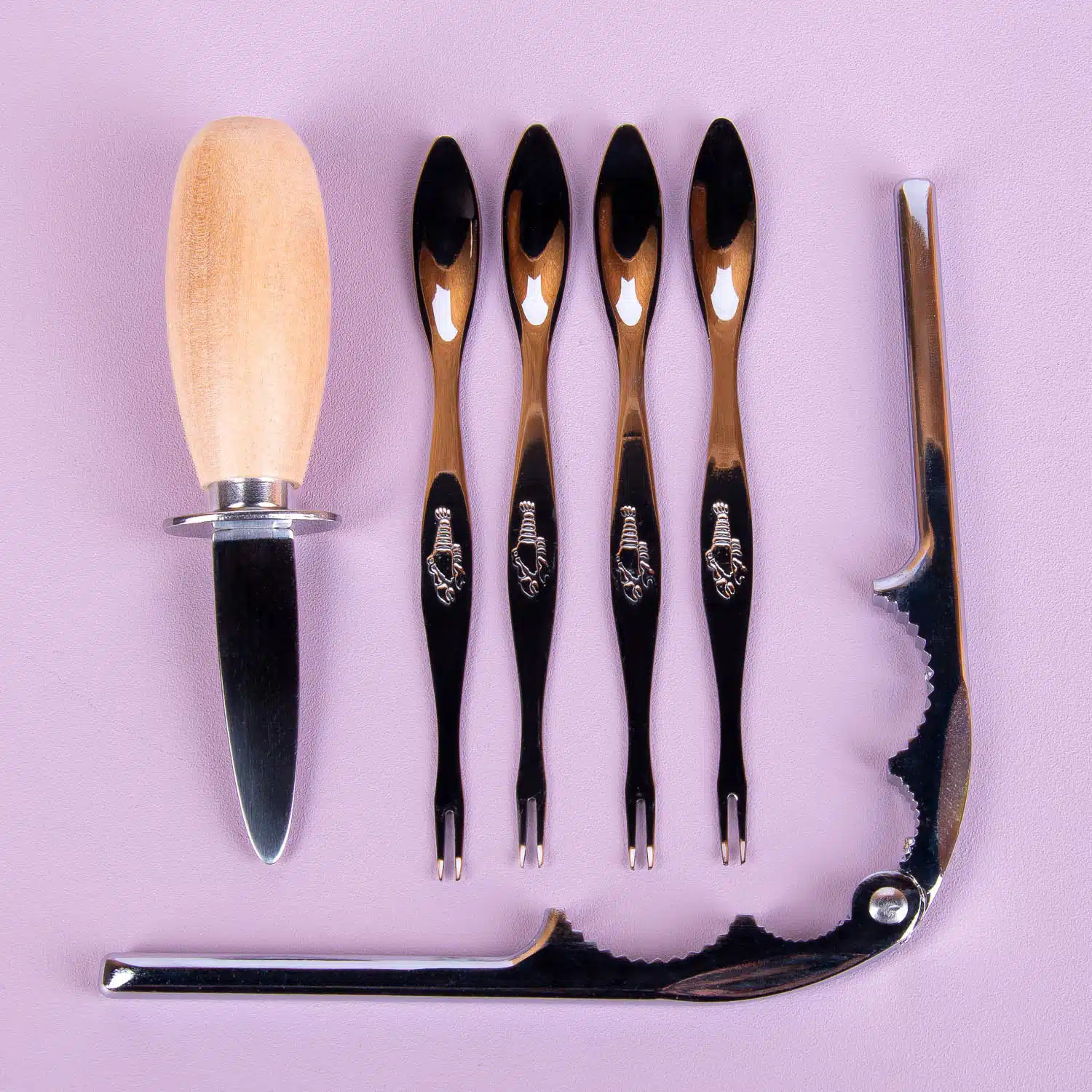 Essentials Buch mit Meeresfrüchte-Werkzeugen