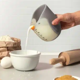 Penny Pinguin Messbecher