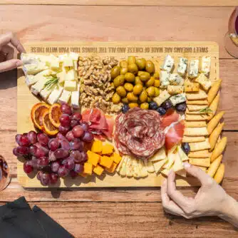 Holz-Snackbrett mit Fächern