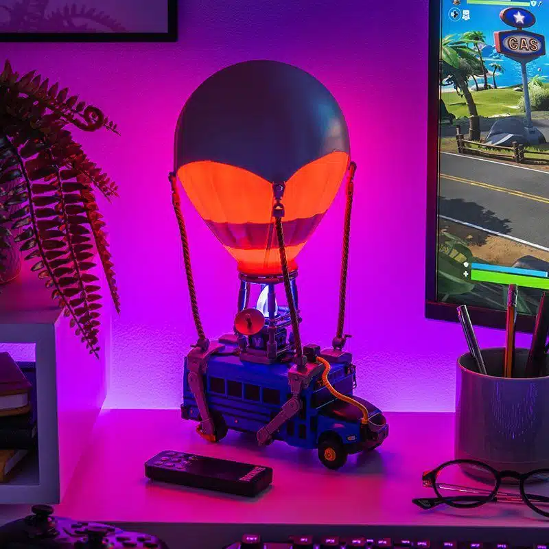 Fortnite Battle Bus Kopfhörerhalter und Lampe