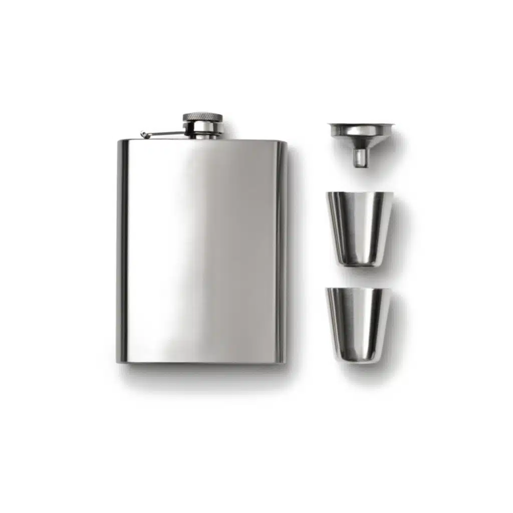 Essentials Buch mit Flachmann und Schnapsgläsern