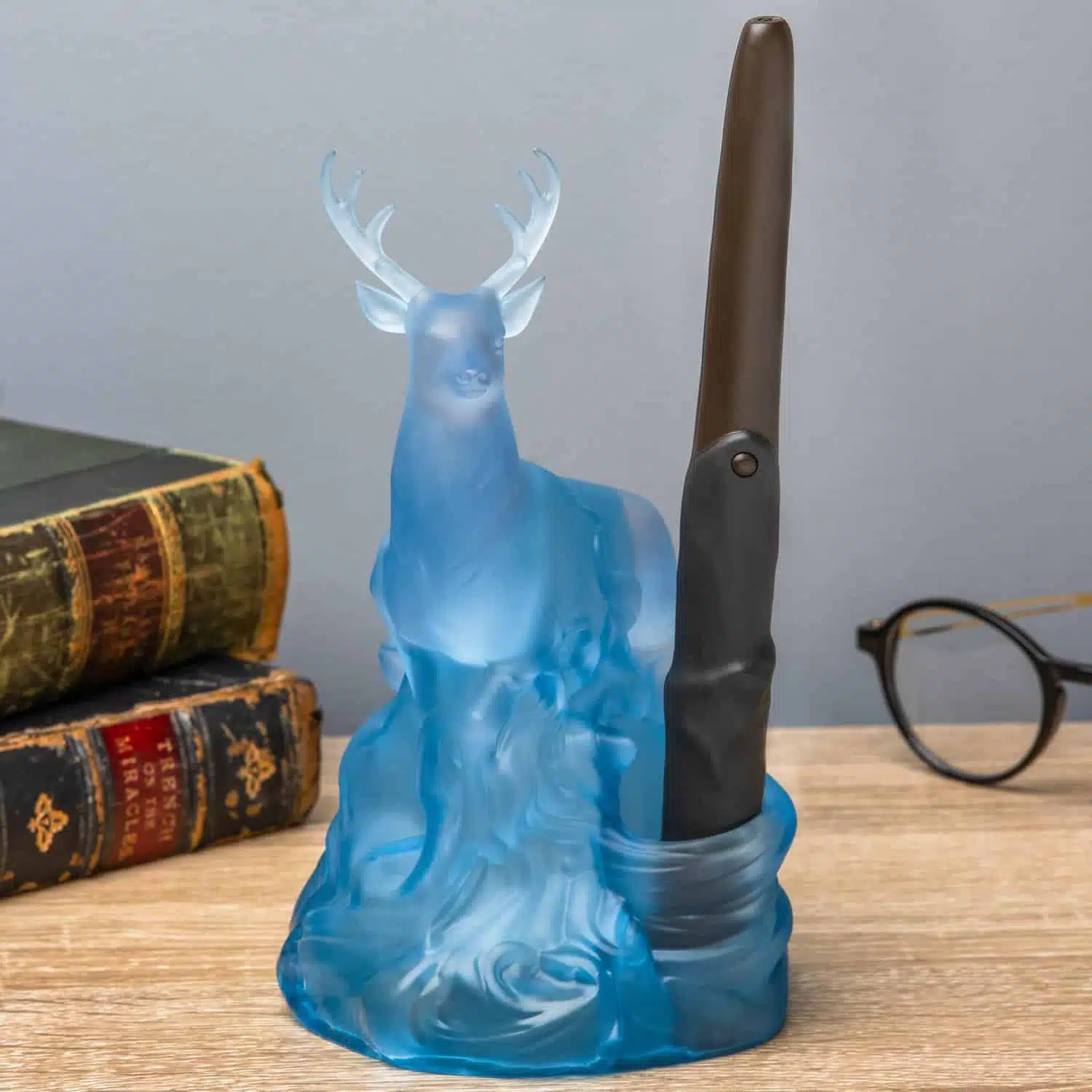 Harry Potter Patronus Lampe mit Zauberstab