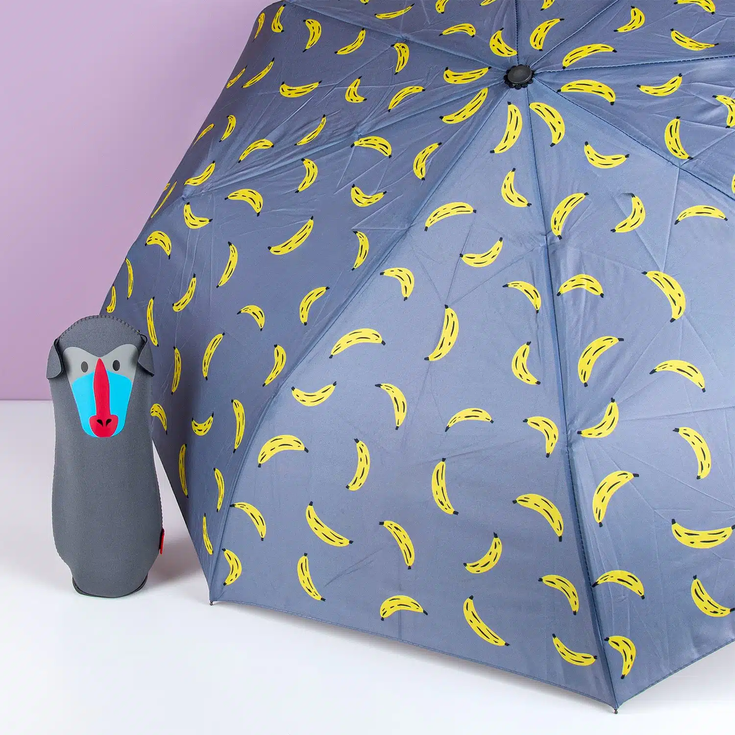 Regenschirm mit Tierhรผlle - Pavian